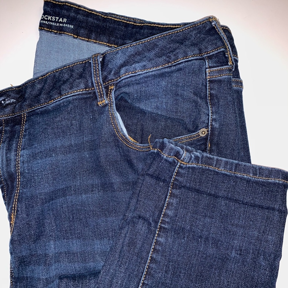Old Navy // Dark Skinny Jeans